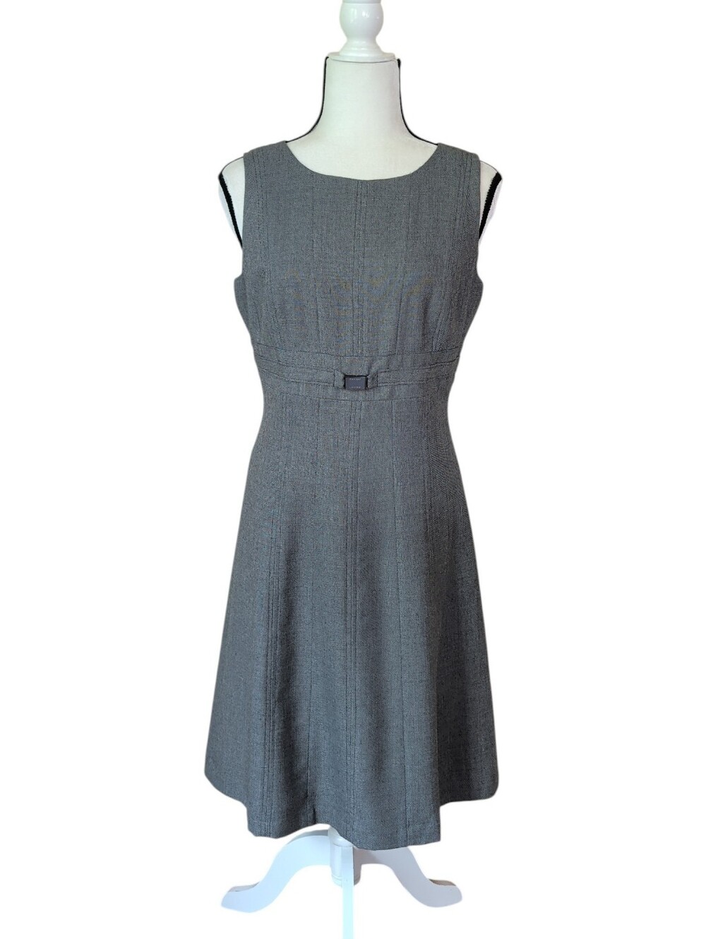 Tahari Arthur S. Levine Essentials Sleeveless Career  Sheath Dress Buckle 6 Gray